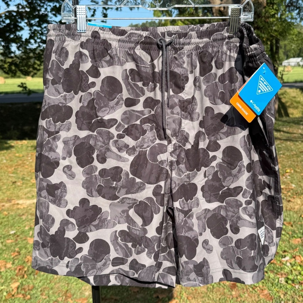 Columbia PFG Rambler Printed Water Shorts Mens XL 8 Inseam Grey Camo FM3173-013